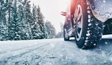 Winterliche-Tods-unden-im-Autoverkehr-Vermeiden-Sie-diese-typischen-Fehler